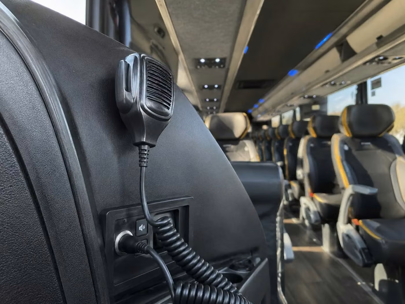 beloit 56 passenger charter bus pa system