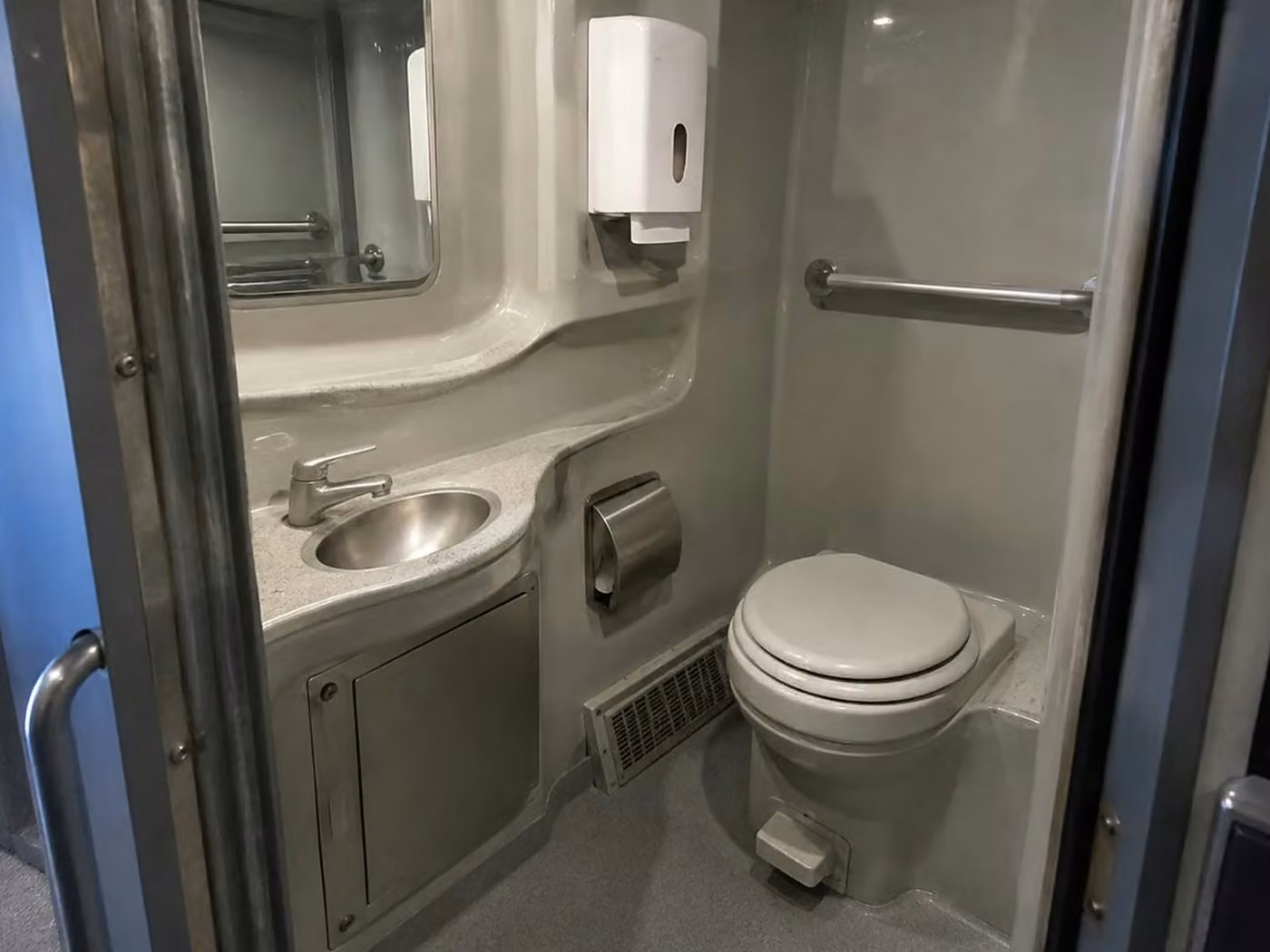 beloit charter bus onboard restroom