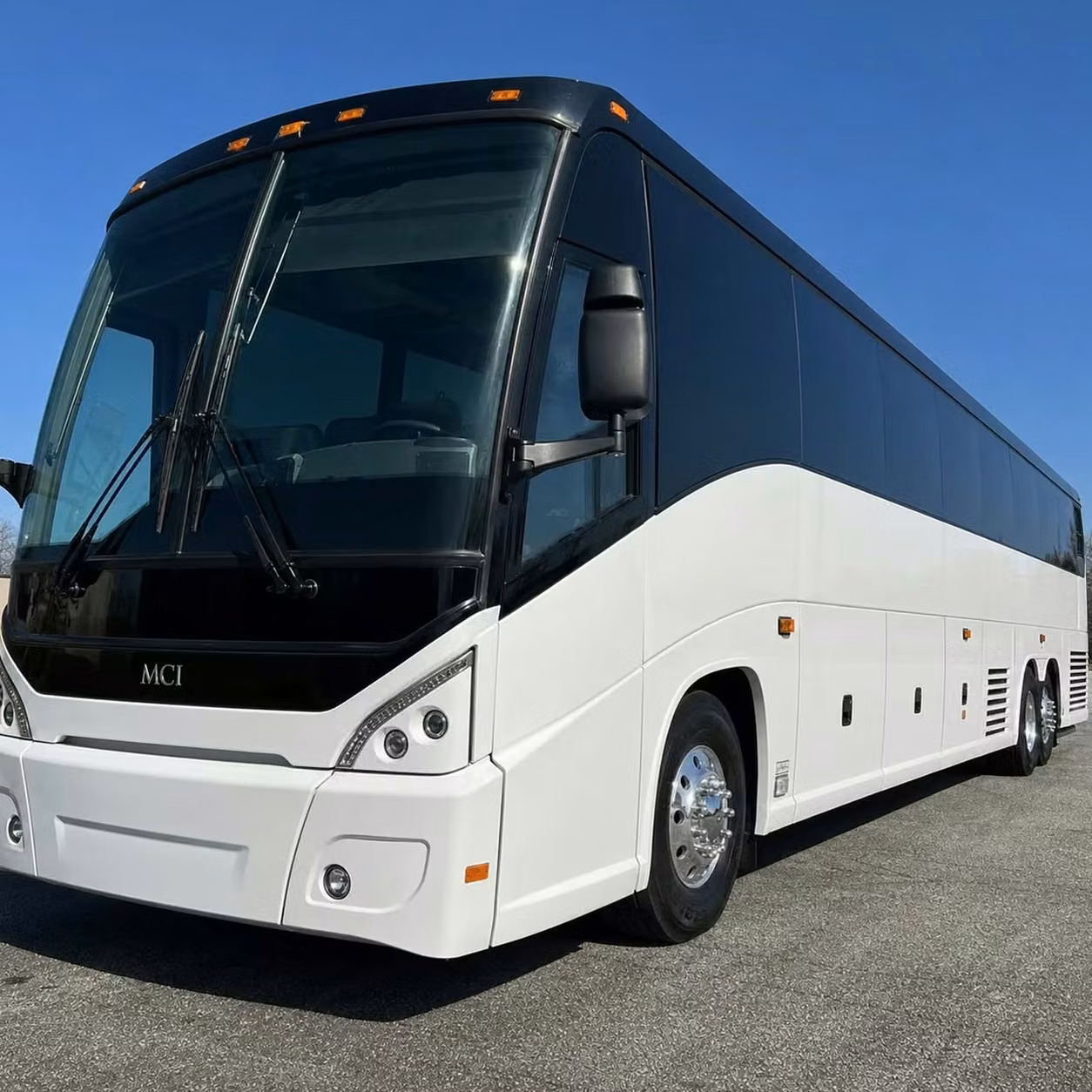 beloit direct shuttles between beloit airports and local hotels