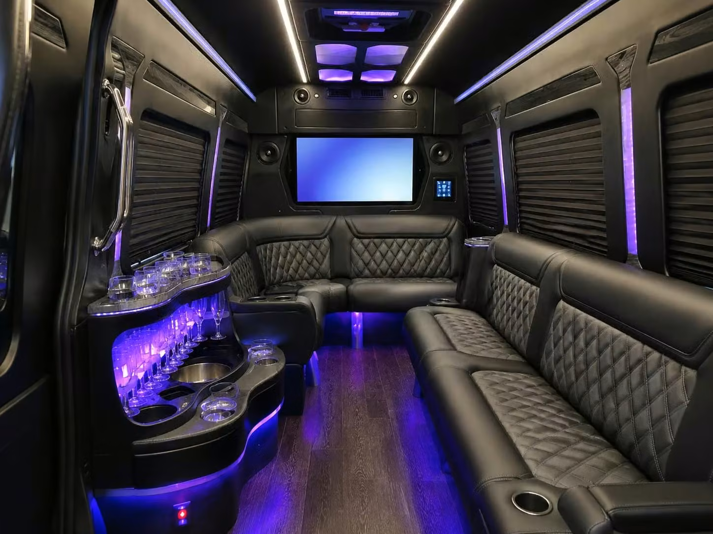 beloit hourly round trip and all night prom bus packages in beloit
