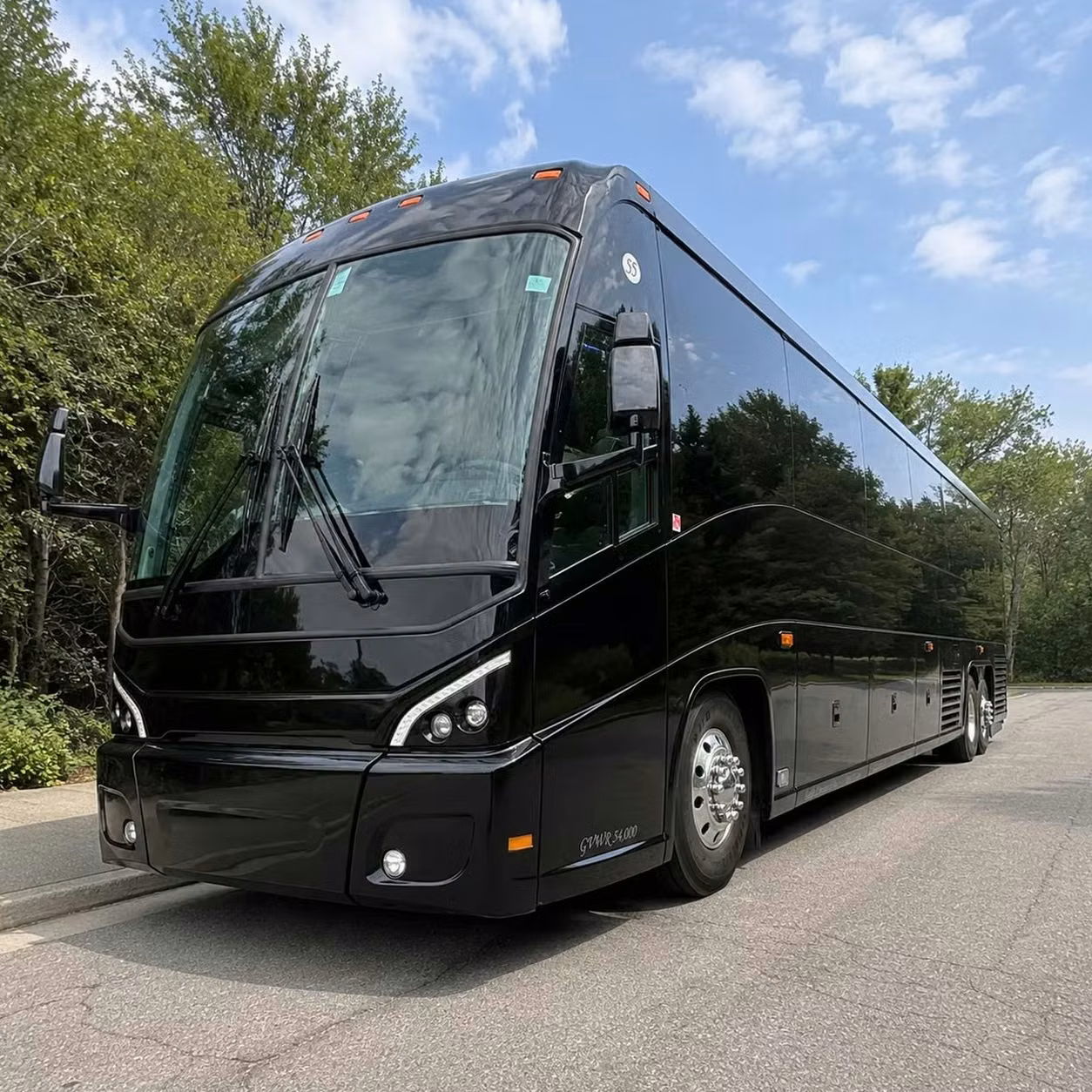 beloit long distance bus rentals for mission trips and volunteer events