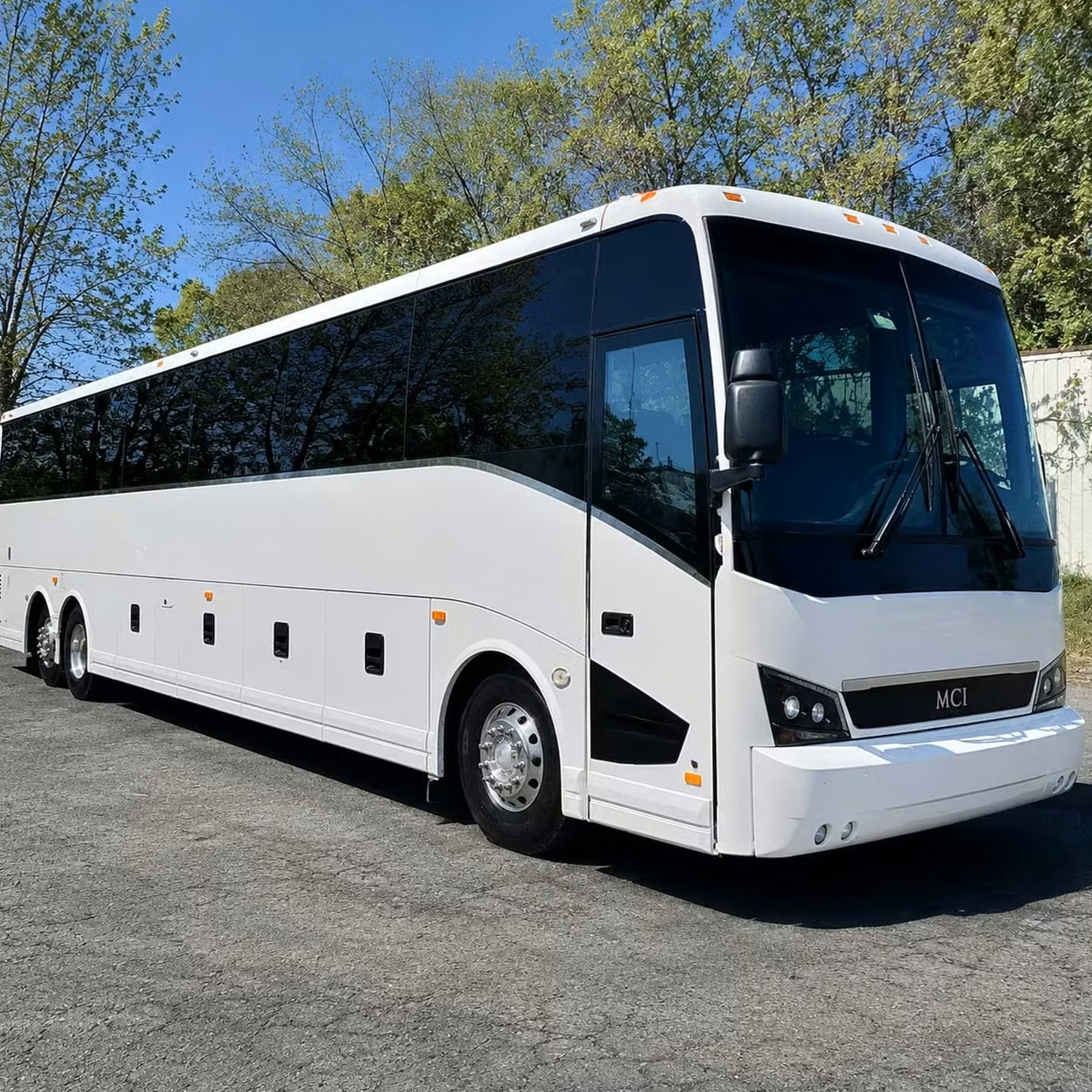 beloit private bus rentals for client dinners happy hours and networking events